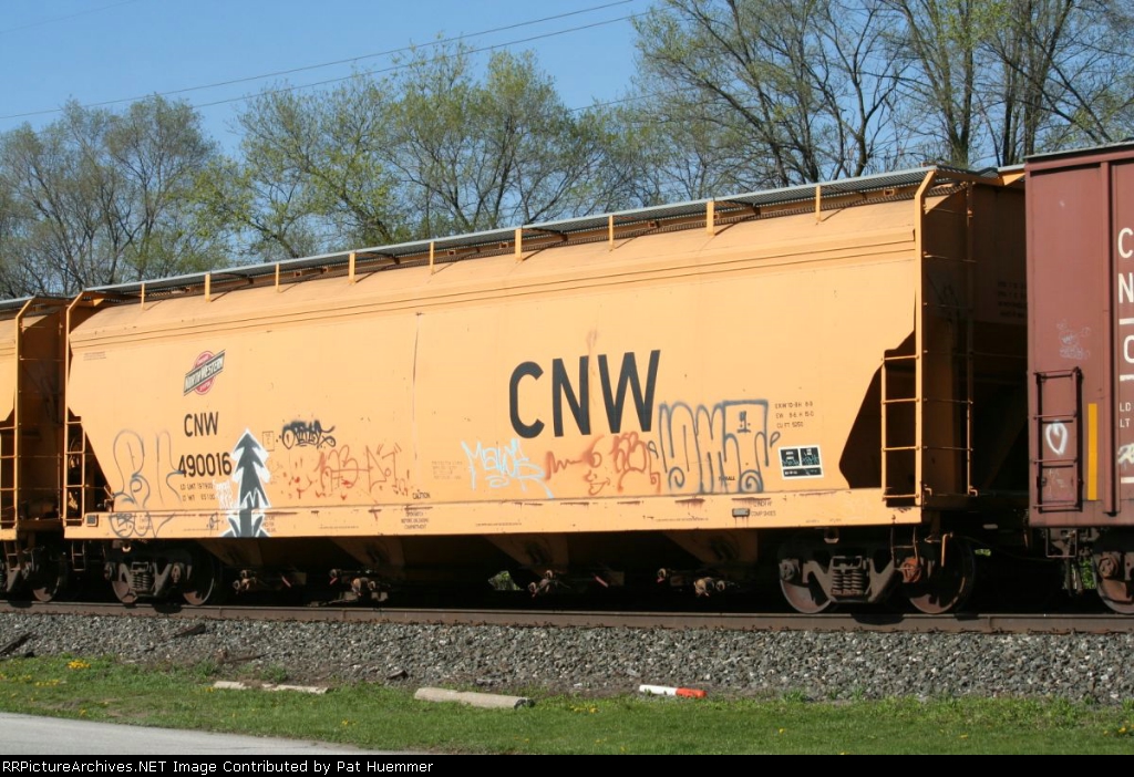 CNW 490016