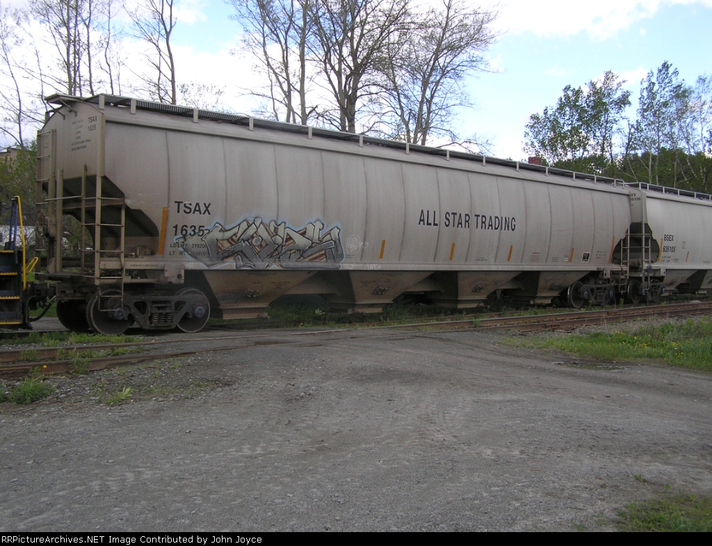 TSAX 1635