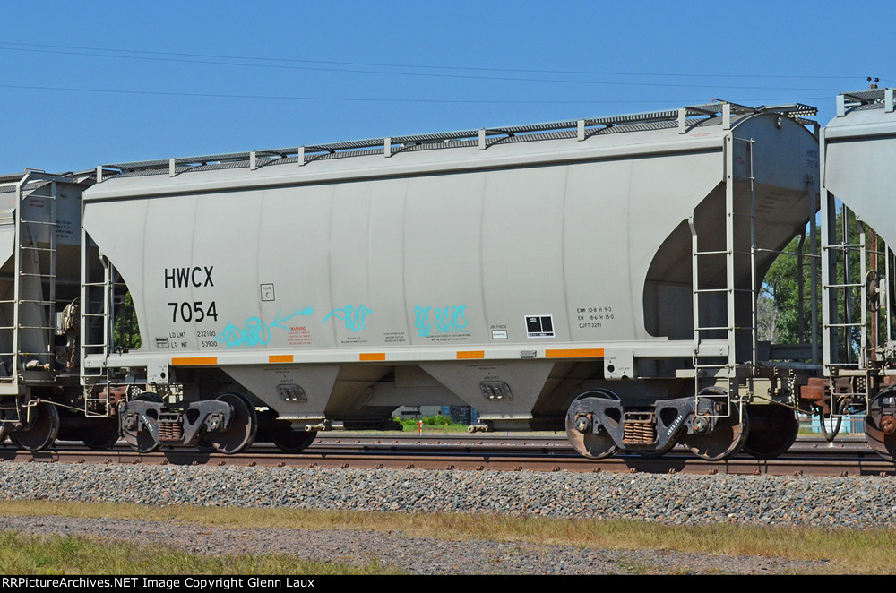 HWCX 7054
