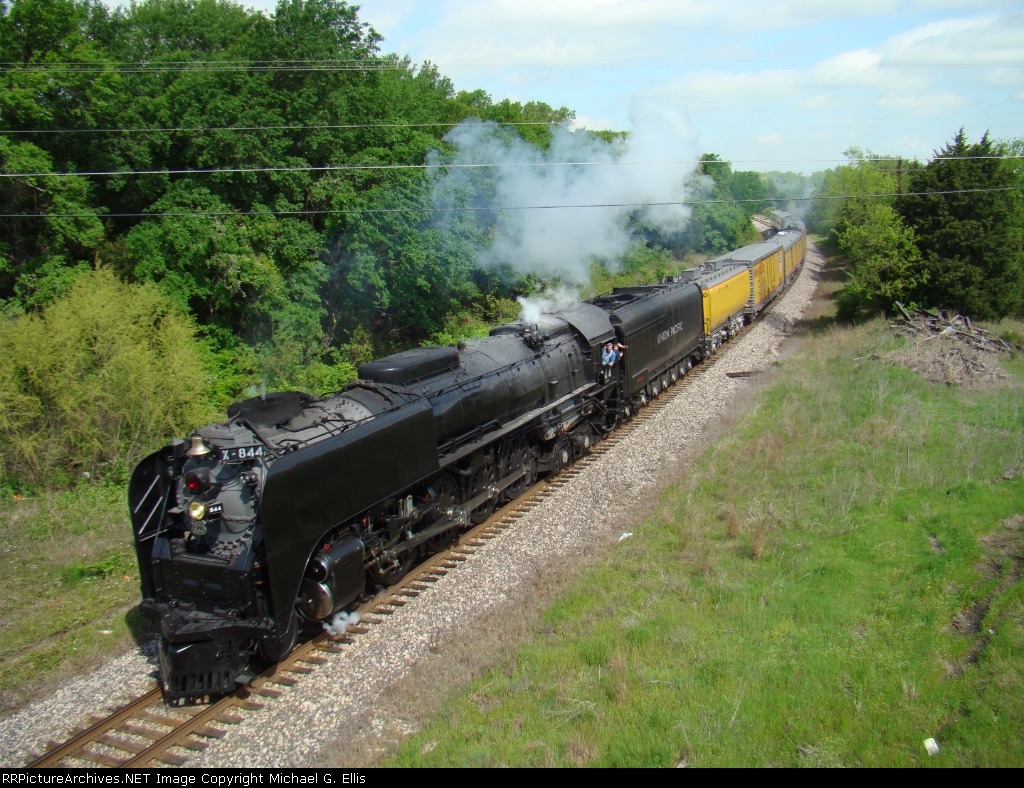 UP 844 and the "The Valley Eagle Heritage Tour" passenger special