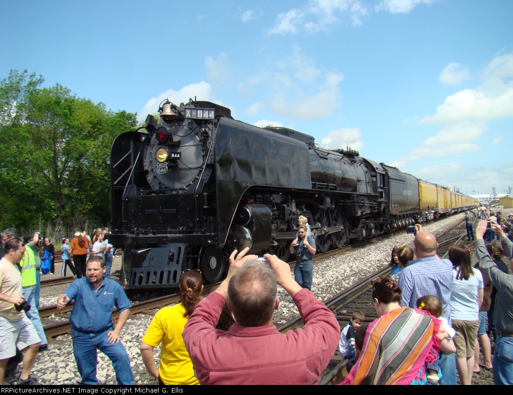 UP 844 and the "The Valley Eagle Heritage Tour" passenger special