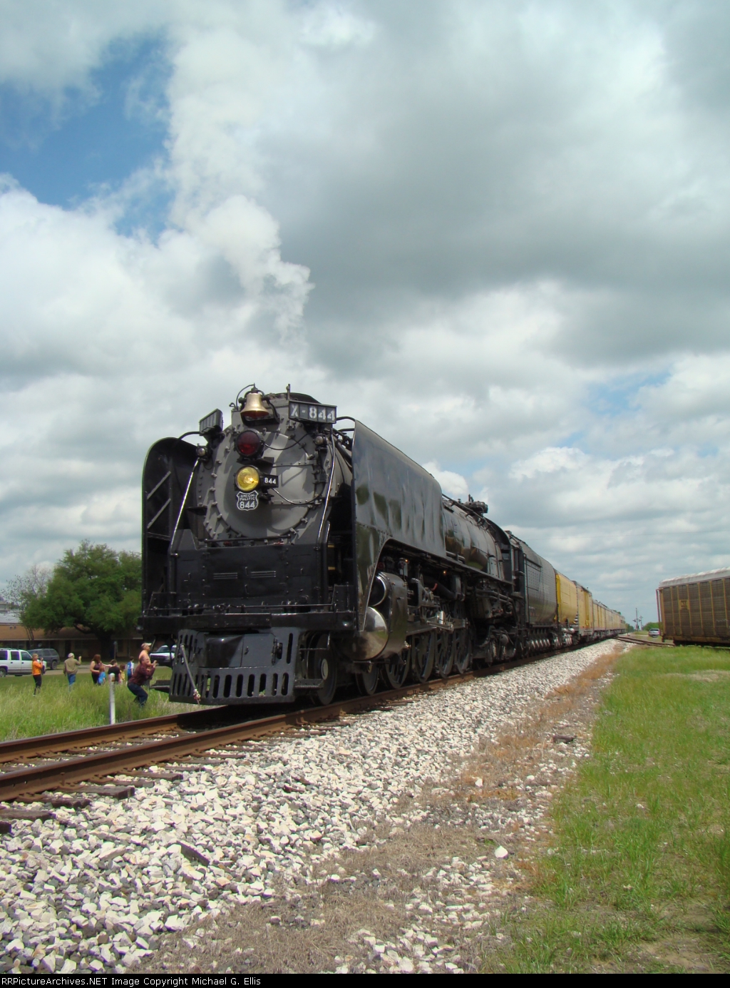 UP 844 and the "The Valley Eagle Heritage Tour" passenger special 