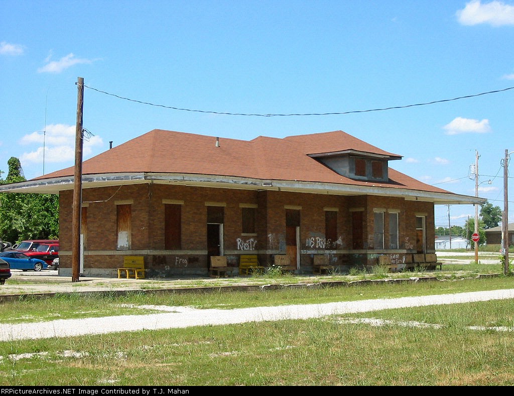 Abandoned C&O depot