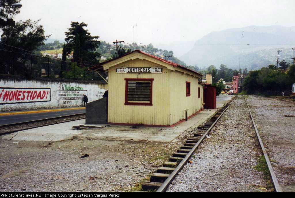 Contreras Station on "C" Line
