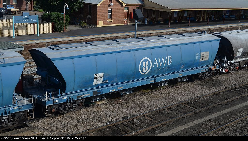 Australian Covered Hopper NGXH 37343q