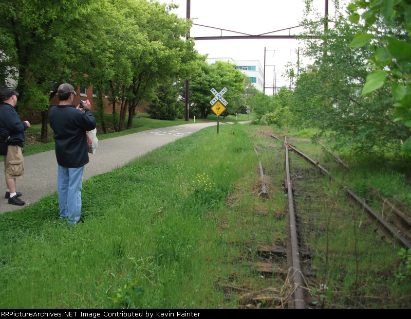 RR crossing trail