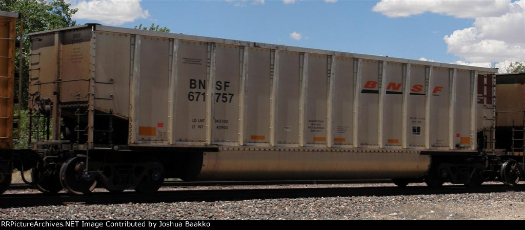 BNSF 671757