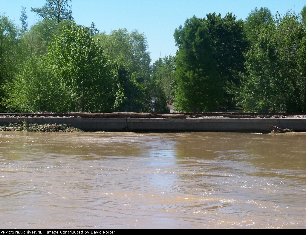 Floodec bridge on CSX Memphis sub