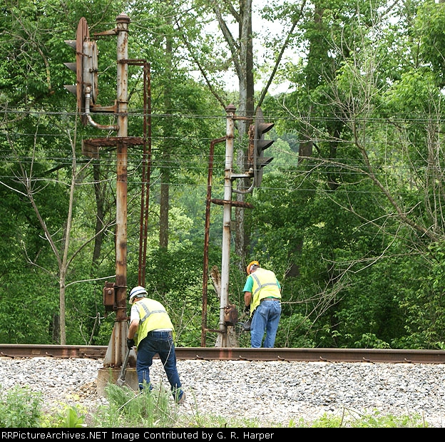 Preparing to remove the signals at Gilmore Mills.  MP 181.99