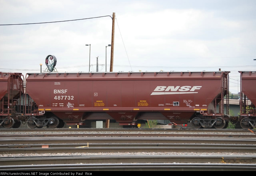 BNSF 487732