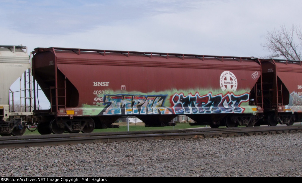 BNSF 402052