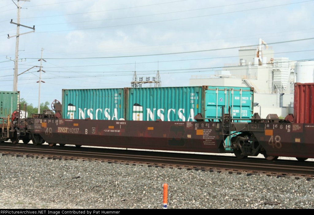 BNSF 240137