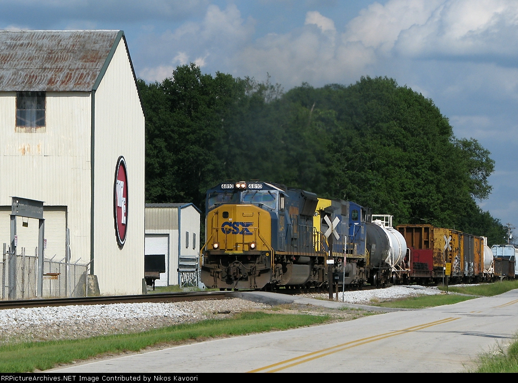 CSX 4810 leads Q619 