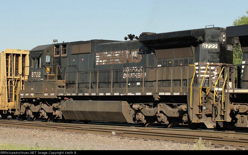NS 8722