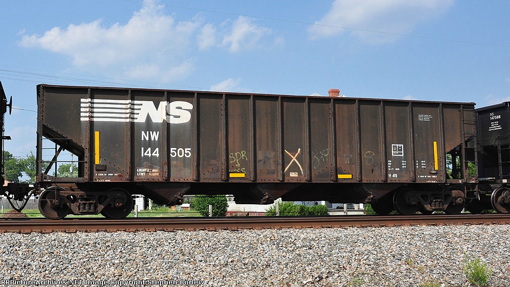 NW 144505