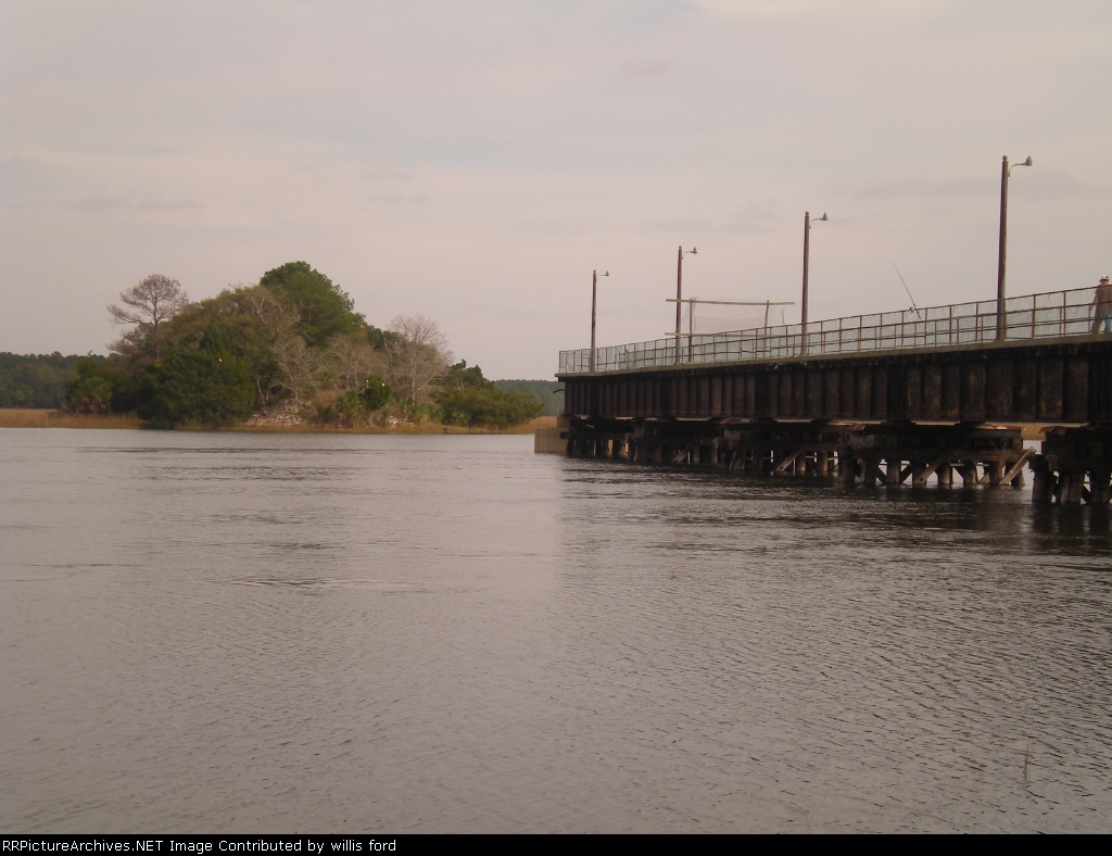 Old SAL bridge at DALE