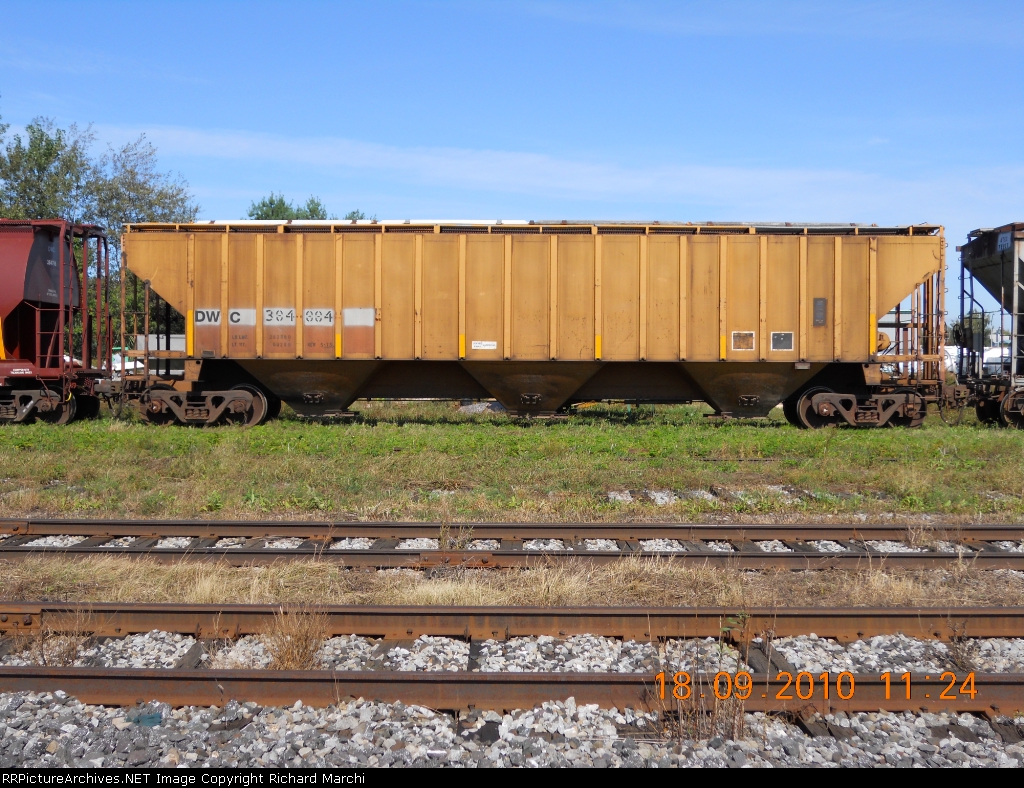 DWC384884