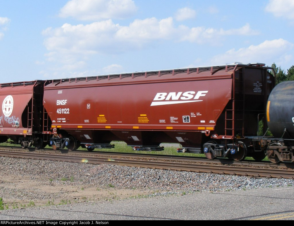 BNSF 451122