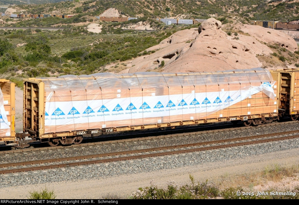 TTZX 862778 at Cajon CA. 6/4/2015
