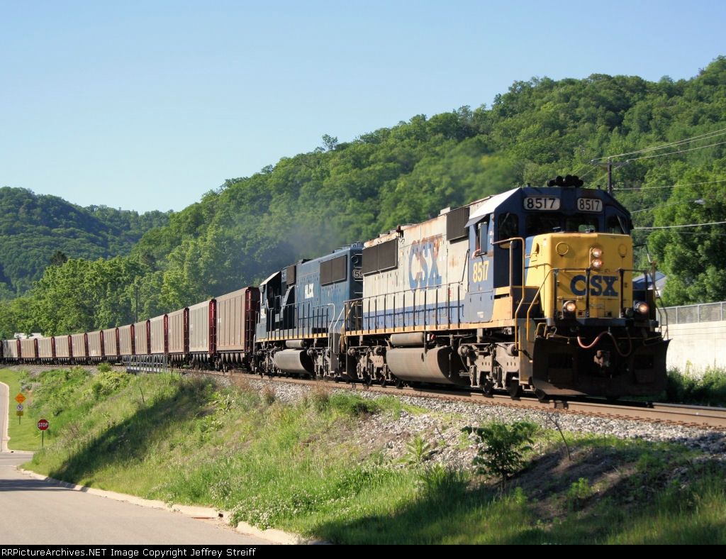 CSXT 8517