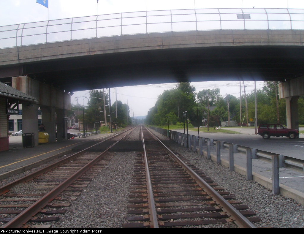 Conly Avenue crosses above