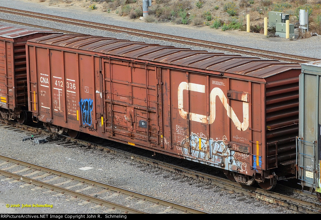CN 412336 in original CN "Wet Noodle" scheme at West Colton CA. 10/27/2016