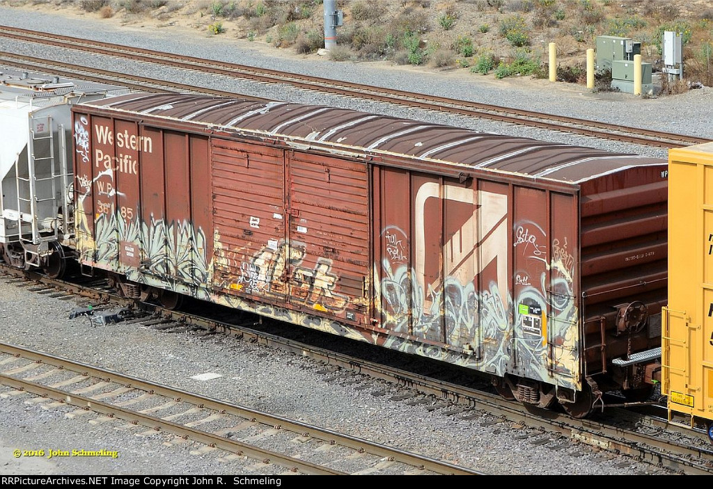 WP 38185 at West Colton CA. 10/27/2016