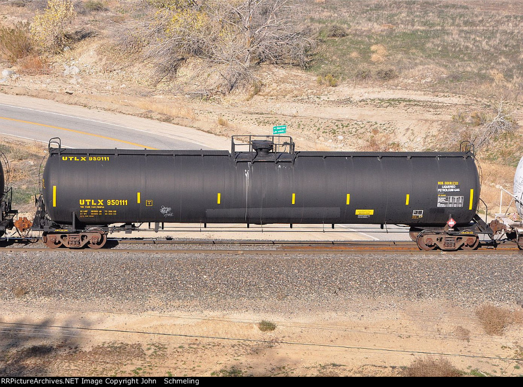 UTLX 950111 Caliente CA. 12/22/2011