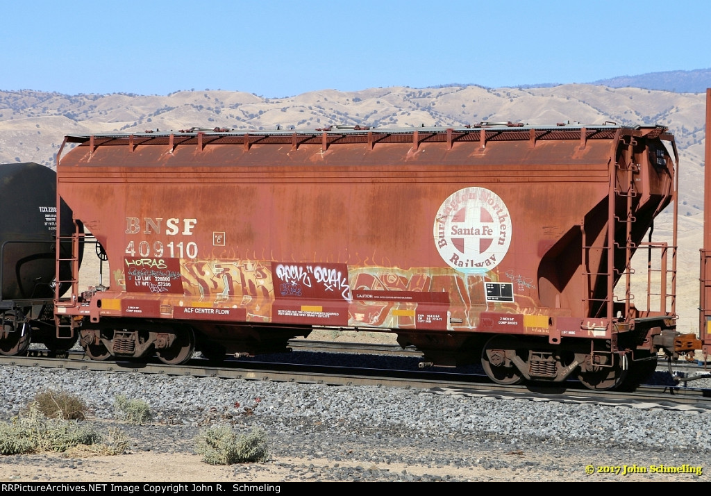 BNSF 409110 at Bealville CA. 11/15/2007