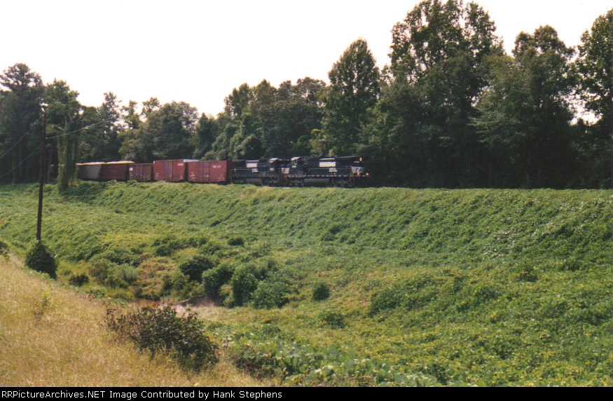 NS ex CofGA Greenville Local works the G-P mill at Durand and moves north the work Mead at Greenville, GA where the train would turn back south to Columbus, GA.