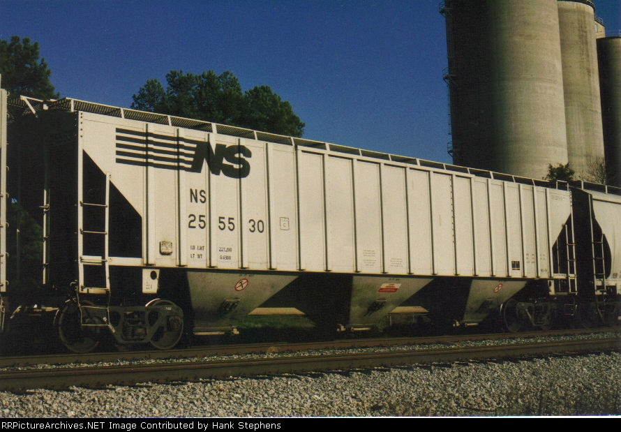 Grain train at Goldkist--Commerce, GA