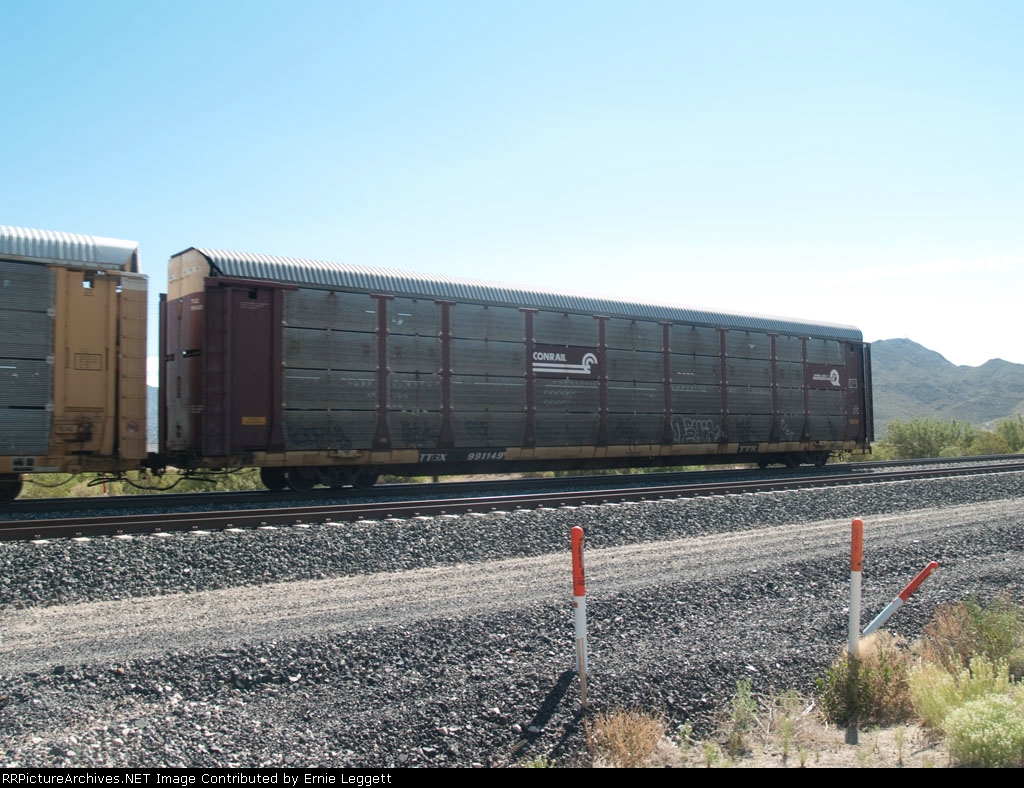 TTGX 991149 in a WB autorack at 9:53am 