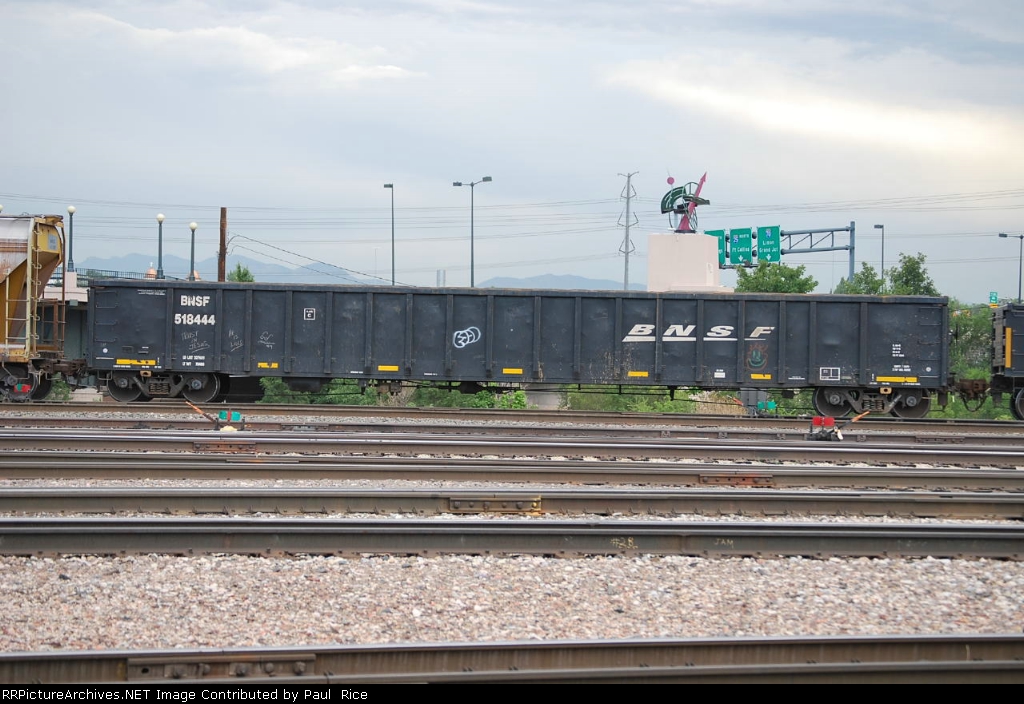 BNSF 518444