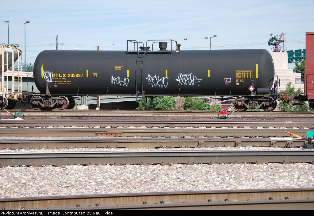 UTLX 205897