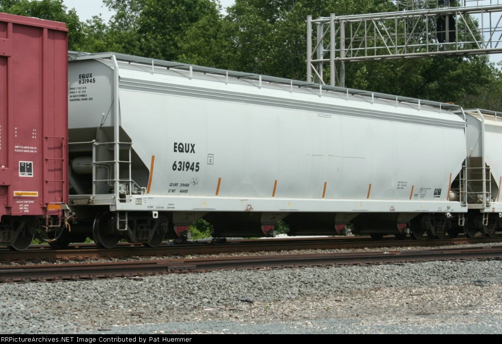 EQUX 631945