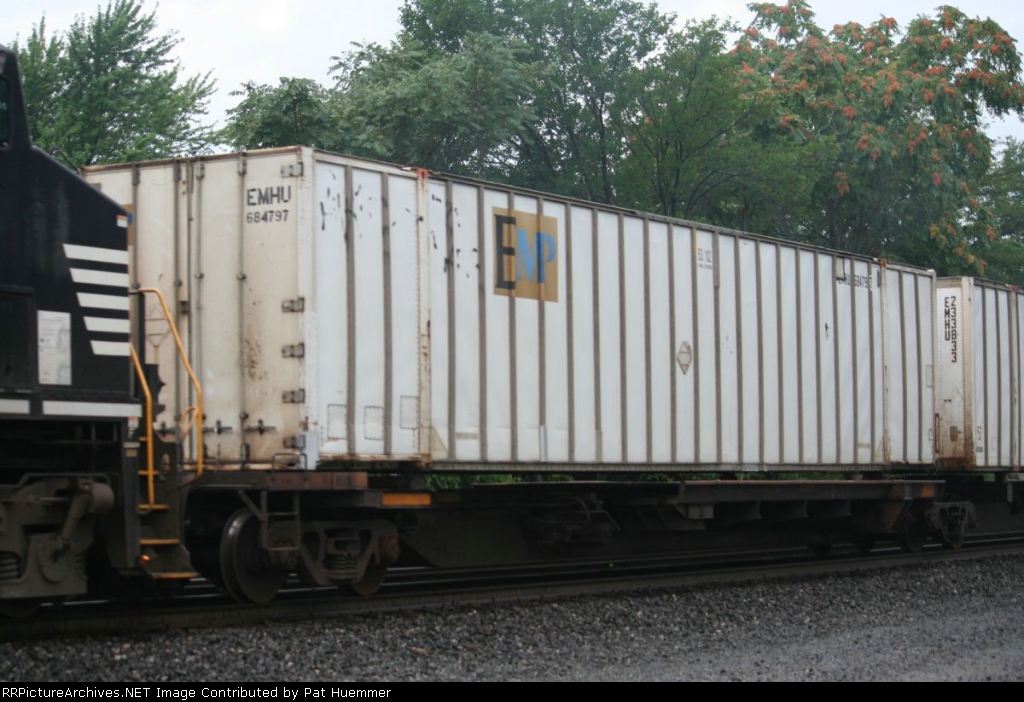 EMHU 684797