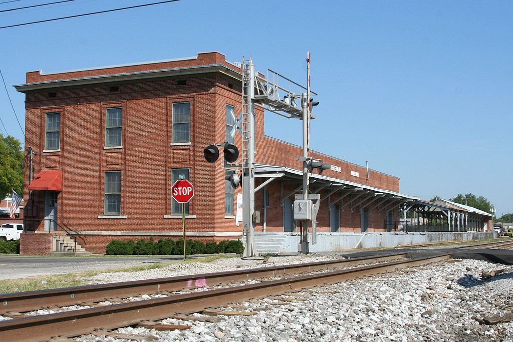 L&N freight depot