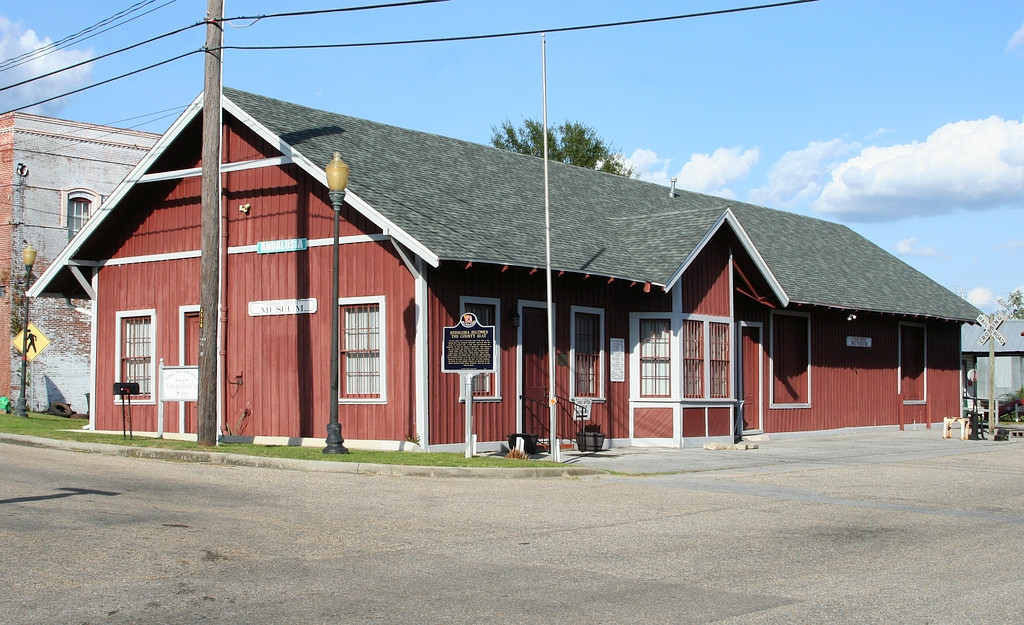 L&N depot