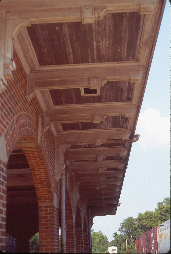 Roof detail of the L&N depot