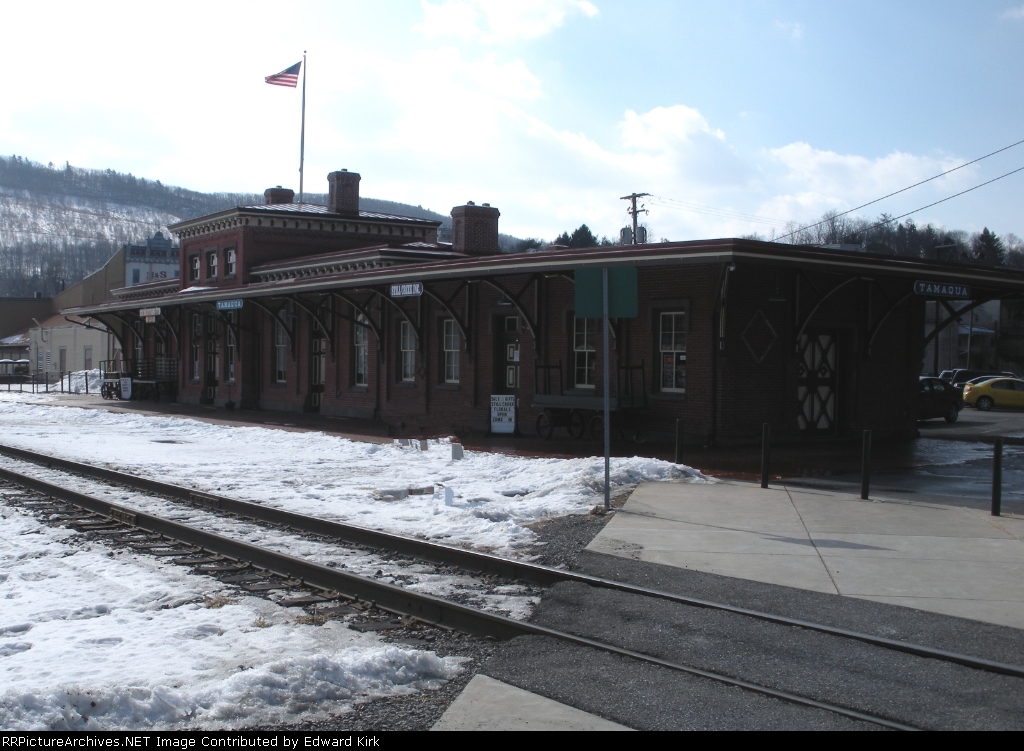Tamaqua Station