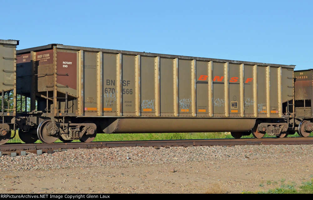 BNSF 670566
