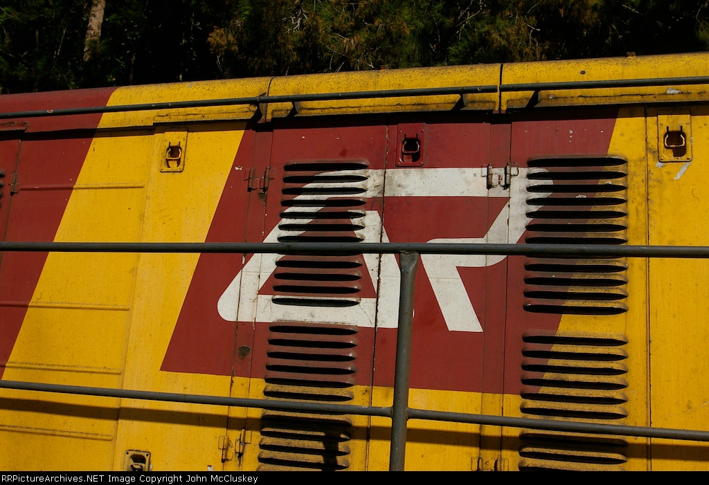 Queensland Rail National, 1076mm Gauge, Clyde-EMD GL18C 1738D