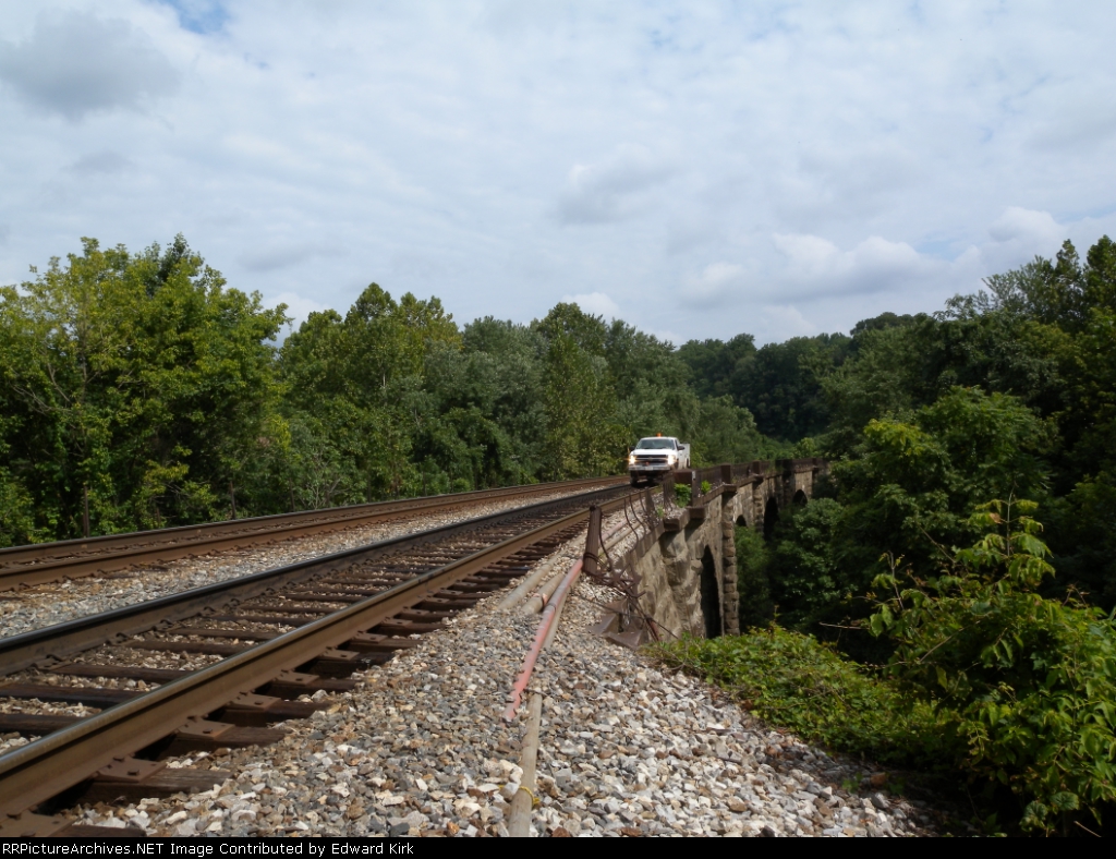 CSX Inspection Truck on the Bridge