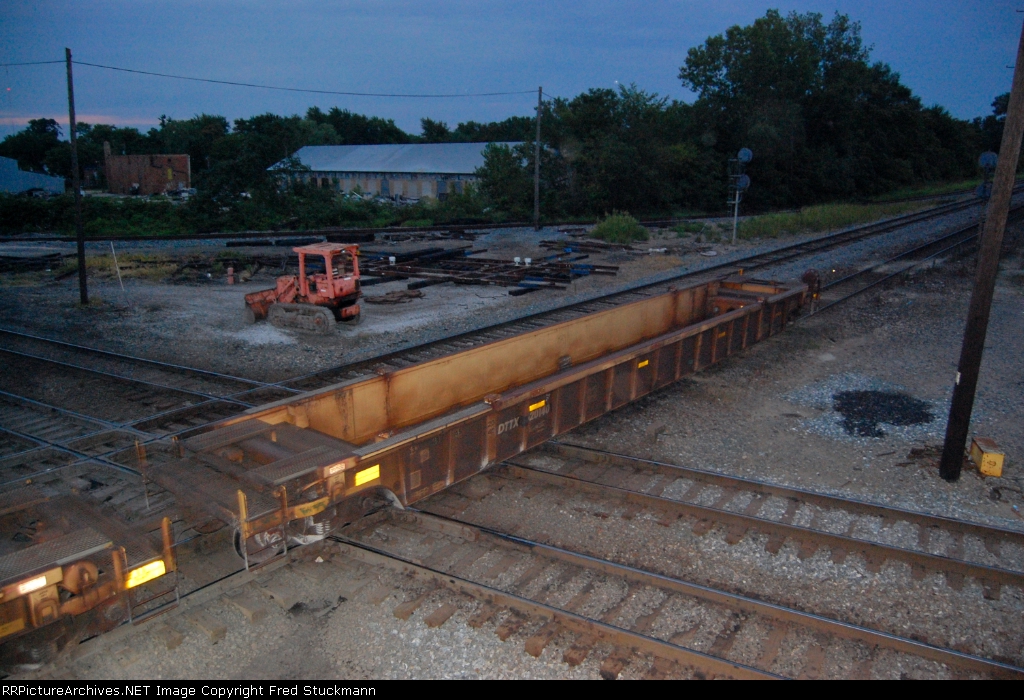 Several empties bring up the rear.