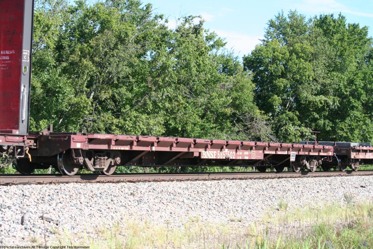 BNSF 585502