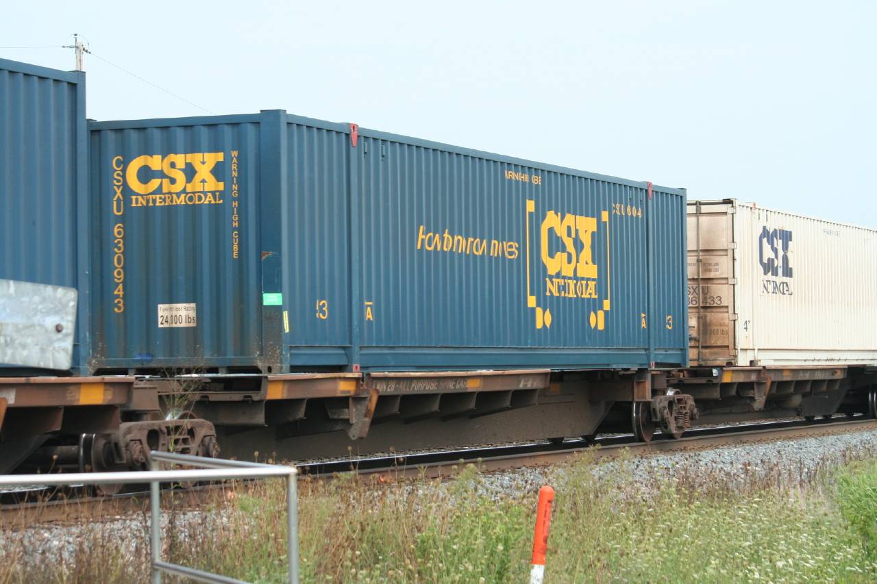 CSXU 630943