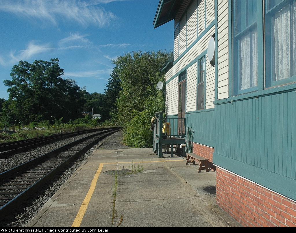 Lee Former NH Station