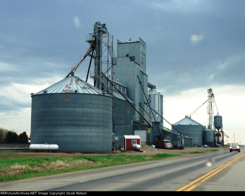 Grain elevator
