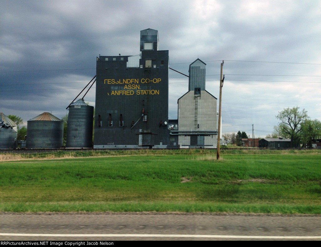 Grain elevator