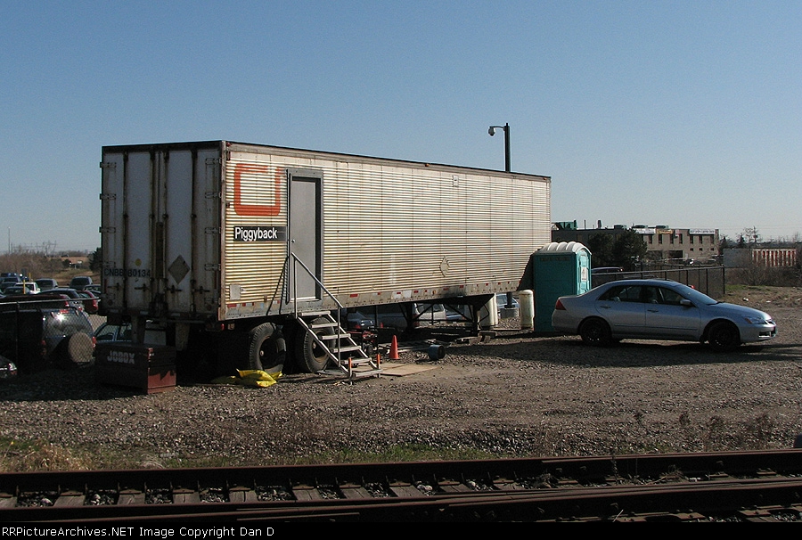 CNBB 080134, an old Piggyback trailer